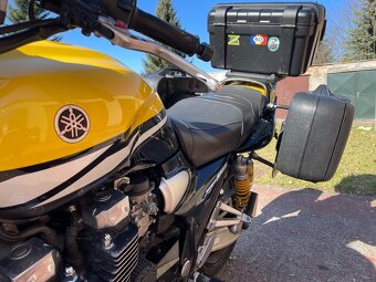 Yamaha XJR 1300 (2003) – spolehlivý stroj s duší i výkonem - 13