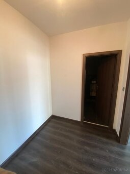 Byt 1kk ČB, Nová Vltava, 41 m2+balkon+sklep+park.stání - 13