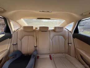 Audi A6 2013 3.0tfsi TOP výbava - 13