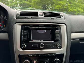 Škoda Octavia 1.9 TDI Navigace Tažné Bluetooth Senzory - 13