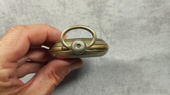 Staré krásné železniční hodinky s lokomotivou Regulateur. - 13