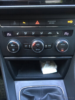 Seat Leon combi 1.6 tdii 77kw 2014 - 13