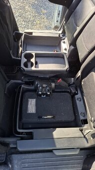 Mazda 5   2.0i - 13