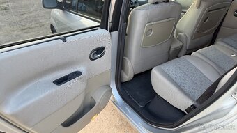Renault Scenic II 1,6 16V, Tažné, 1. majitel - 13