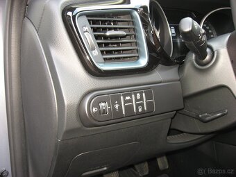 Kia Ceed 1.5i T-GDI 160PS Edice 30 - 13
