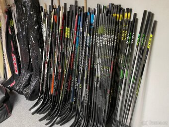 Kompozitová hokejka CCM, WARRIOR - 13