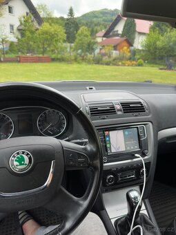 Škoda Octavia 2 Facelift | Malý nájezd kilometrů - 13