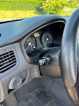 Kia Rio 1.4 71 kW 2008 - 13