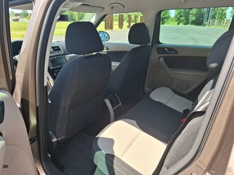 Škoda Yeti 2.0TDi 81kW,xenony,tažné zařízení - 13