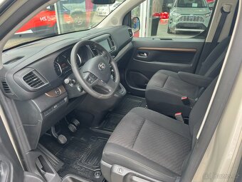 Toyota Proace, 2,0D-4D, 110kW, 8míst - 13