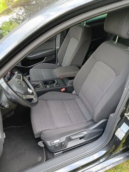 Volkswagen Passat 2,0 TDI 140kw, nezávislé, matrix atd - 13