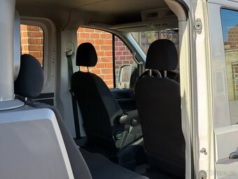 VW CRAFTER 2.0TDI 1.MAJ MOD 2019 TOP WEBASTO 5MÍST - 13