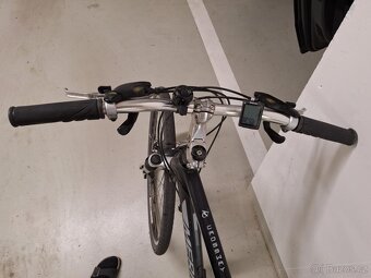 Krosové/trekingové kolo Merida Crossway B500 - 13