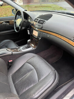 Mercedes-Benz E-Class Kombi 320i V6 – Benzín + LPG – Automat - 13