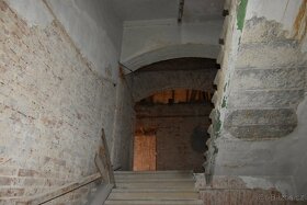 Rodinný dům (bývala budova soudu) v Lipové, okr. Děčín - 13