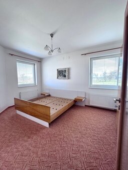 Prodej zánovního RD 3kk, 90m2, obklopen přírodou a klidem, n - 13
