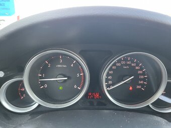 Mazda 6 2.2D,92kw, nová STK, rok 2009 - 13