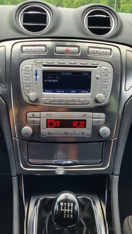 Ford Mondeo mk4, 2.0, tažné, krásný stav - 13