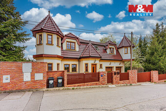 Prodej rodinného domu, 295 m², Praha, ul. Dobrošovská - 13