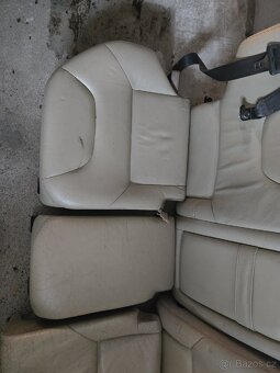 Sedačky Volvo XC70 - 13