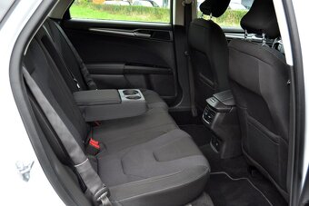 Ford Mondeo 2.0 TDCI 110kW Titanium kombi - 13