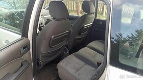 Ford C-Max 1,6 - 13