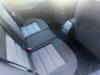 Škoda Octavia ||. 1.2 benzín, Facelift, první majitel. - 13