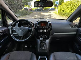 Opel Zafira 1.7 CDTi 92kW 7 míst Kůže Xenony Tažné Rok 2011 - 13