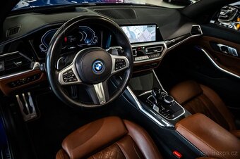 BMW 330 - 13