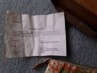 zajímavý konvolut  RETRO předmětů od bakelitu po... - 13