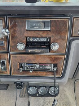 Lincoln Continental Town Coupé (1979) - 13