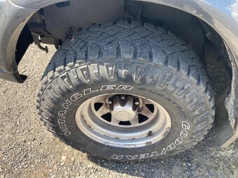 Mitsubishi Pajero Sport 2,5 D - 13