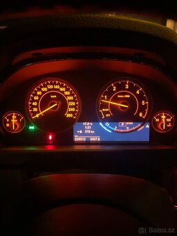 BMW F31 330d xDrive 190kW M-packet - 13