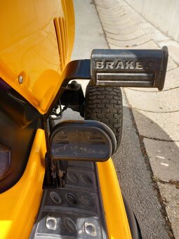 Prodám zahradní traktor MTD 13Hp - 13