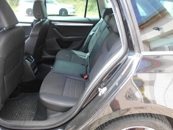 ŠKODA  OCTAVIA 3 2.0 TDI R.2015 ELEGANCE SERVISNÍ KNÍŽKA - 13