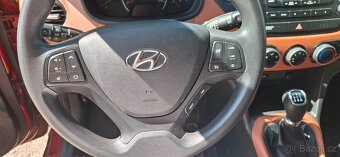 Hyundai i10, 1.0i, r.v. 2015, poškozený motor - 13