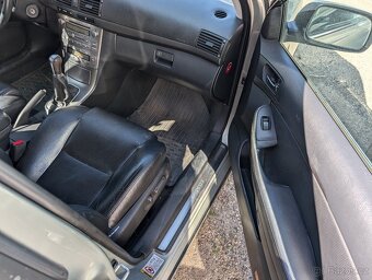 Toyota Avensis 2004 2.0 85kw d4d - 13