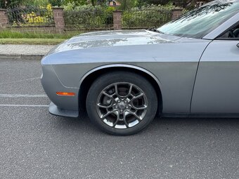 Dodge Challenger, 3.6 V6 4x4 - DPH - SRT vzhled - 13