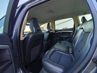 Volvo V70 2.4 D5 136kw,2008,AWD,4x4,Manuál,tažné zař.,2xALU - 13