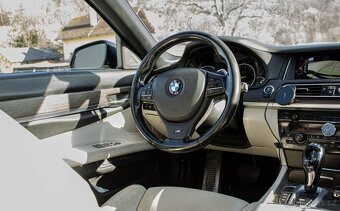 BMW 750i xDrive 2015 - 13