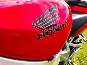 Honda CBR 900RR Fireblade, SC33, nové pneu - 13