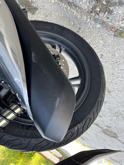 Honda sh 150 2023 - 13