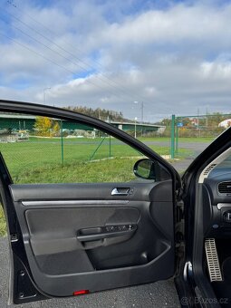 VW Golf VI 2.0tdi 103kw dsg 2012 TOP výbava - 13