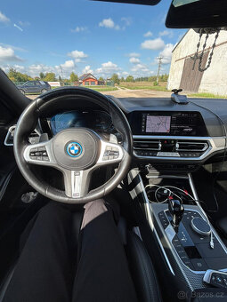BMW 330E XDRIVE KOMBI - 13