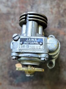 JAWA CALIFORNIAN - Policejní Verze - 13