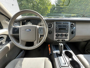 Ford Expedition XLT 5,4 V8, 67 000 km, 4x4, 1.majitel - 13