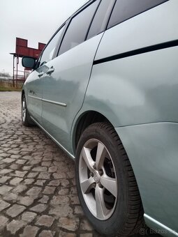 Mazda 5 - (5-7 míst ) - 13