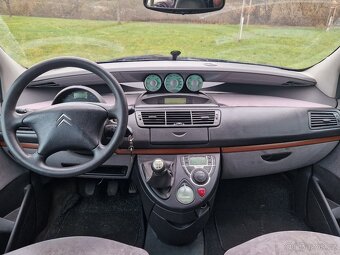 Citroën C8 2,0 HDI 16V 8 MÍST Nové STK Servis - 13