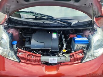 Peugeot 107 1.0i 2009 - 13