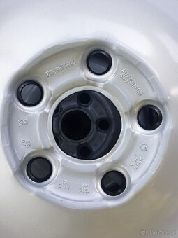 VW 5x120 235/65/16c zimní NOVÉ - 13